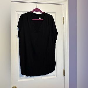 Old Navy XXL V-neck T-shirt